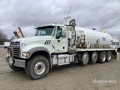 Masport on 2015 Mack GU713 Granite 12x4 Vacuum Tanker Truck
