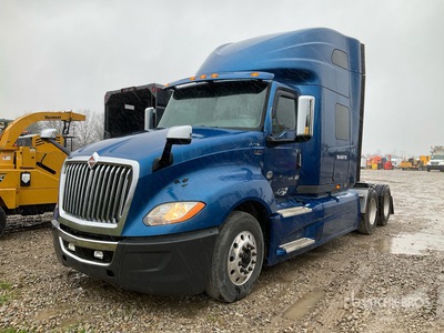 2019 International LLT625 6x4 Cabina con cuccetta per trattore stradale