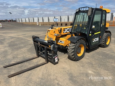 2020 JCB 525-60 Telehandler