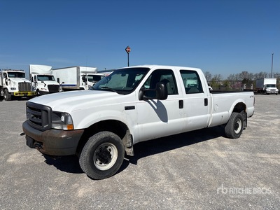 2004 Ford F-250 4x4 Crew Cab Pickup