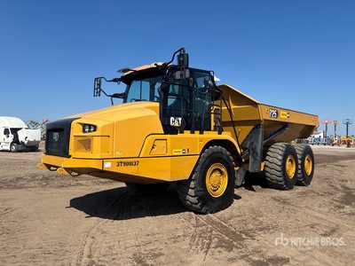 2024 Cat 725 Articulated Dump Truck