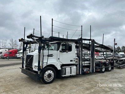 2016 Volvo VAH 6x4 Camion transporteur de Voitures
