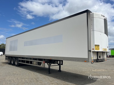 2015 MaxiTrans 48 ft Tri/A Refrigerated Trailer