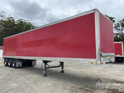 2004 MaxiTrans 45 ft Tri/A Van Trailer