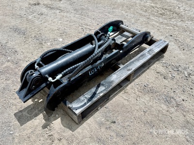 Hydraulic Excavator Thumb - Fits Walker Neuson ET60