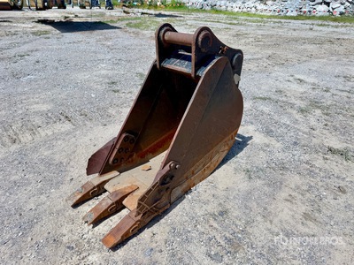 TE 600 mm Q/C Digging Excavator Bucket - Fits Hitachi ZX210-LC