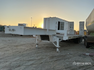 2014 10.5 m Tri/A Step Deck Trailer