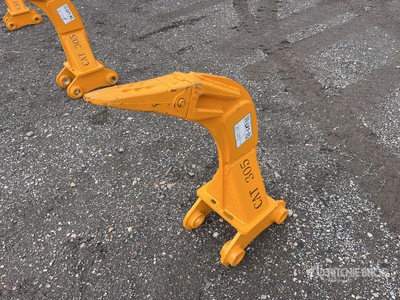 2026 GIYI 700 mm Excavator Ripper - Fits Cat 305 (Unused)