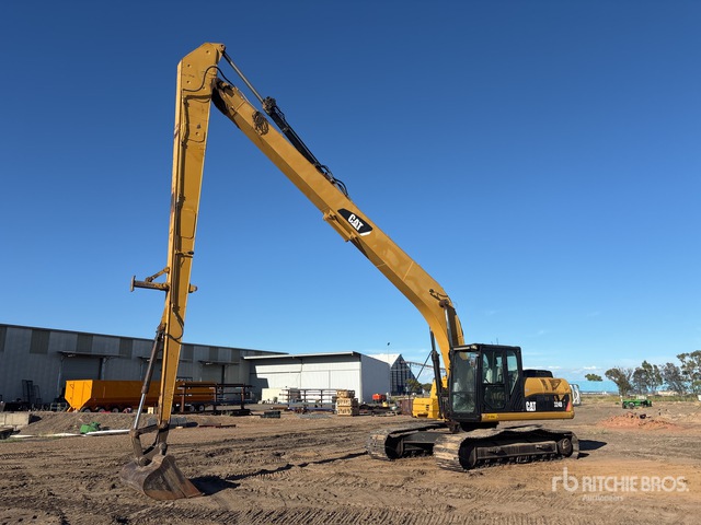 2010 Cat 324D L Long Reach Tracked Excavator | Ritchie Bros. Auctioneers