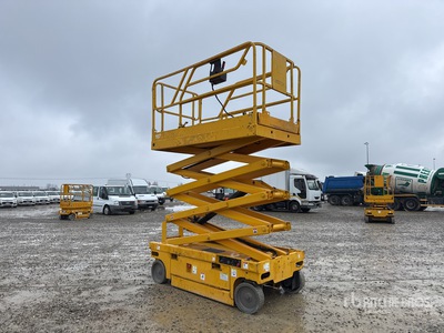 2006 Haulotte Compact 10 Electric Scissor Lift
