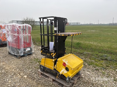 2008 Airo Micra 290 Verticale mastlift