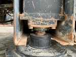 Crane Superstructure with Outrigger Cylinders