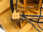 Crane Superstructure Hydraulics with Valves