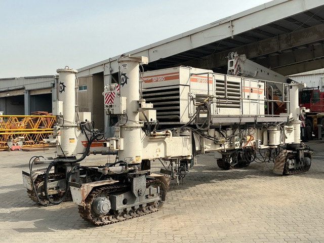 Wirtgen SP850 Slip Form Paver