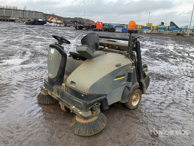 Karcher KM125 130R Ride-On Electric Barredora