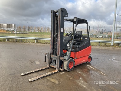 2000 Linde E30 3000 kg Forklift