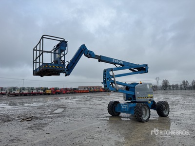 2011 Genie Z45/25 Diesel Articulating Boom Lift