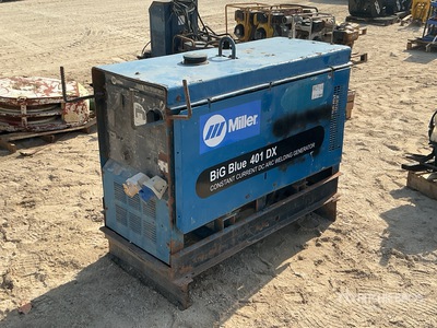 2005 Miller BIG BLUE 401DX Skid-Mounted Engine Driven Welder