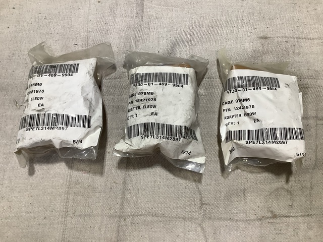 (69) BAE Systems 12421978 Hose to Boss Elbows