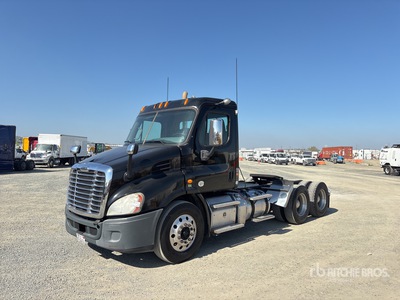 2016 Freightliner Cascadia 125 6x4 T/A Day Cab Truck Tractor