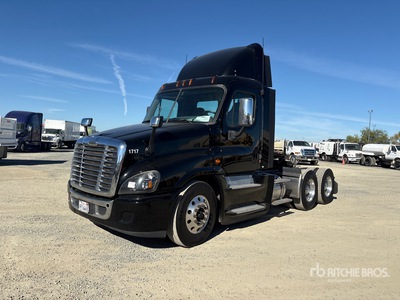 2016 Freightliner Cascadia 125 6x4 T/A Dagcabine Trekker