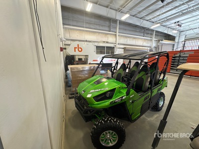 2015 Kawasaki Teryx4 4x4 Vehículo utilitario