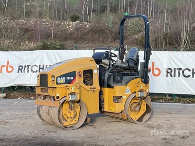 2016 Cat CB24B Dubbele trommelwals