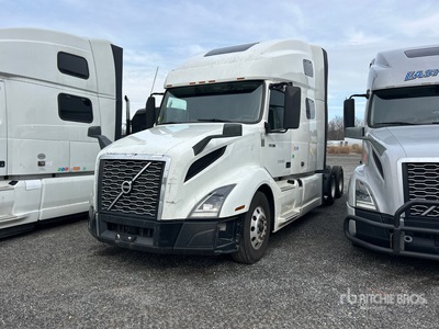 2019 Volvo VNL860 6x4 T/A Sleeper Truck Tractor