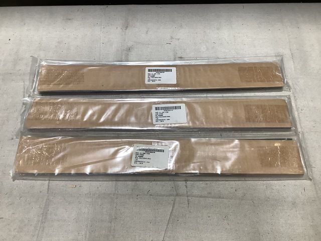 (90) BAE Systems 4298883 Hold Down Bracket Seals