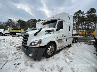 2020 Freightliner Cascadia 126 6x4 Sleeper Truck Tractor