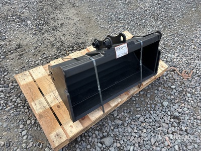 800 mm Cleanup Excavator Bucket (Unused)