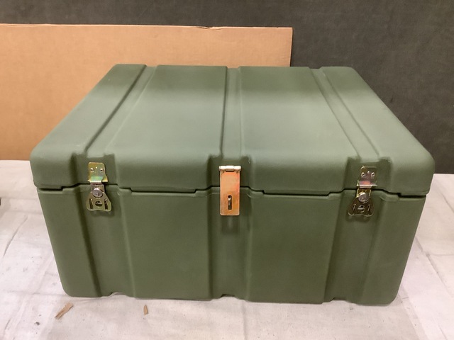(20) Locker Trunks (20) Locker Trunks