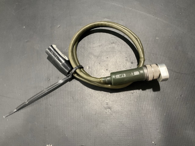 Carleton Technologies 40916-3 Cable Adapter