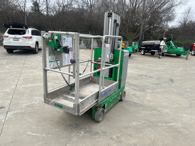 2017 Genie GR-20 Vertical Mast Lift 2017 Genie GR-20 Vertical Mast Lift