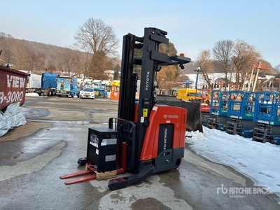 2025 Toyota RF1-BE1X35 3500 lb Schubmaststapler