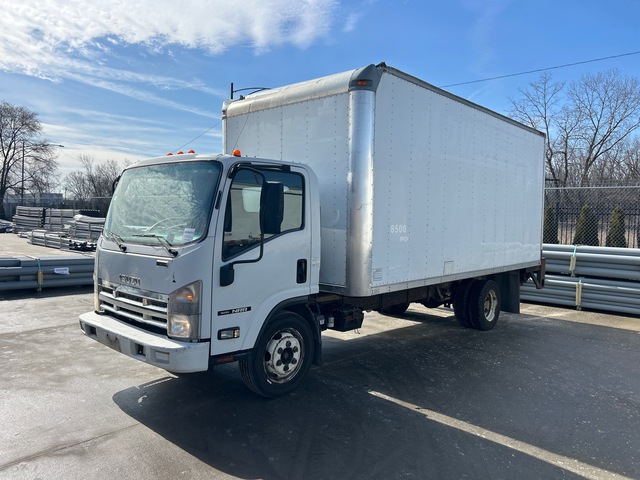 2008 Isuzu NPR 4x2 Van Truck