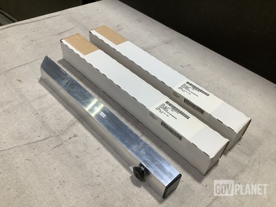 (42) Pioneer Industries BP900A175 Photographic Projector Stands