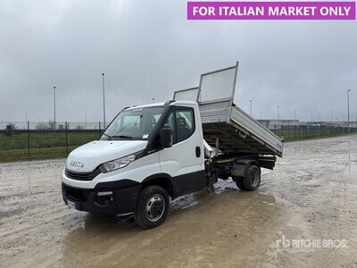 Bonfoglioli P2300 L/2SI 710 kg Articulated Boom on Iveco Daily 35-120 Camion-benne avec grue