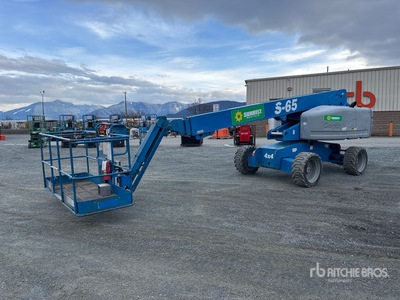 2011 Genie S-65 4WD Dual Fuel رافعة تليسكوبية بذراع تطويل