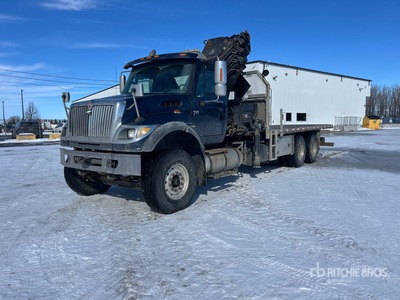 2014 Hiab 322 EP-5 Hipro 10000 kg Knuckle Boom on 2006 International 7600 6x4 Boom Truck