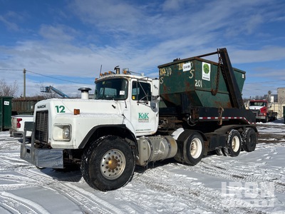 2003 Mack RB688S 8x4 Afzet Vrachtwagen