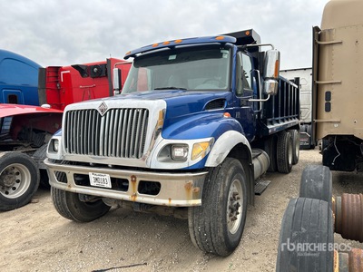 2006 International 7400 6x4 を見 Dump Truck (Inoperable)