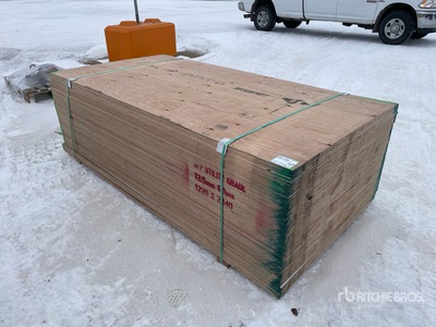 Quantity of (60) 4 ft x 8 ft 5/8" CSP/DFP No Stamp Plywood Sperrholz (Unused)