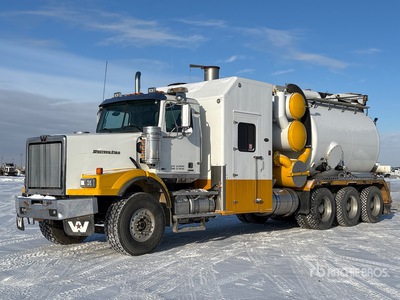 Tornado F4W on 2013 Western Star 4900 8x6 Vacuum Excavator Truck