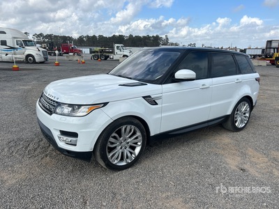 2017 Land Rover Range Rover HSE 4WD を見 SUV