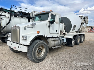 2013 Kenworth W900 10x4 Mixer Truck