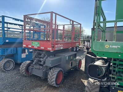 2017 Skyjack SJ6832 RT 4x4 Diesel Scissor Lift