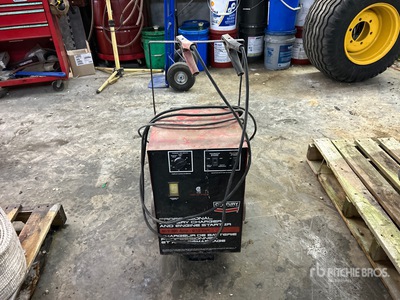 Century 200 Amp Batterij oplader