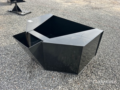 2025 Kit Containers QT-CB-075 Concrete .75 cu yd Godet pour Skid Steer (Unused)