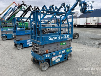 2017 Genie GS-1930 4x4 Electric Scissor Lift